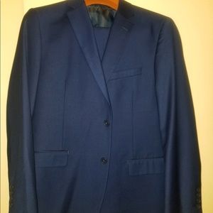 Men’s Navy Blue Suit